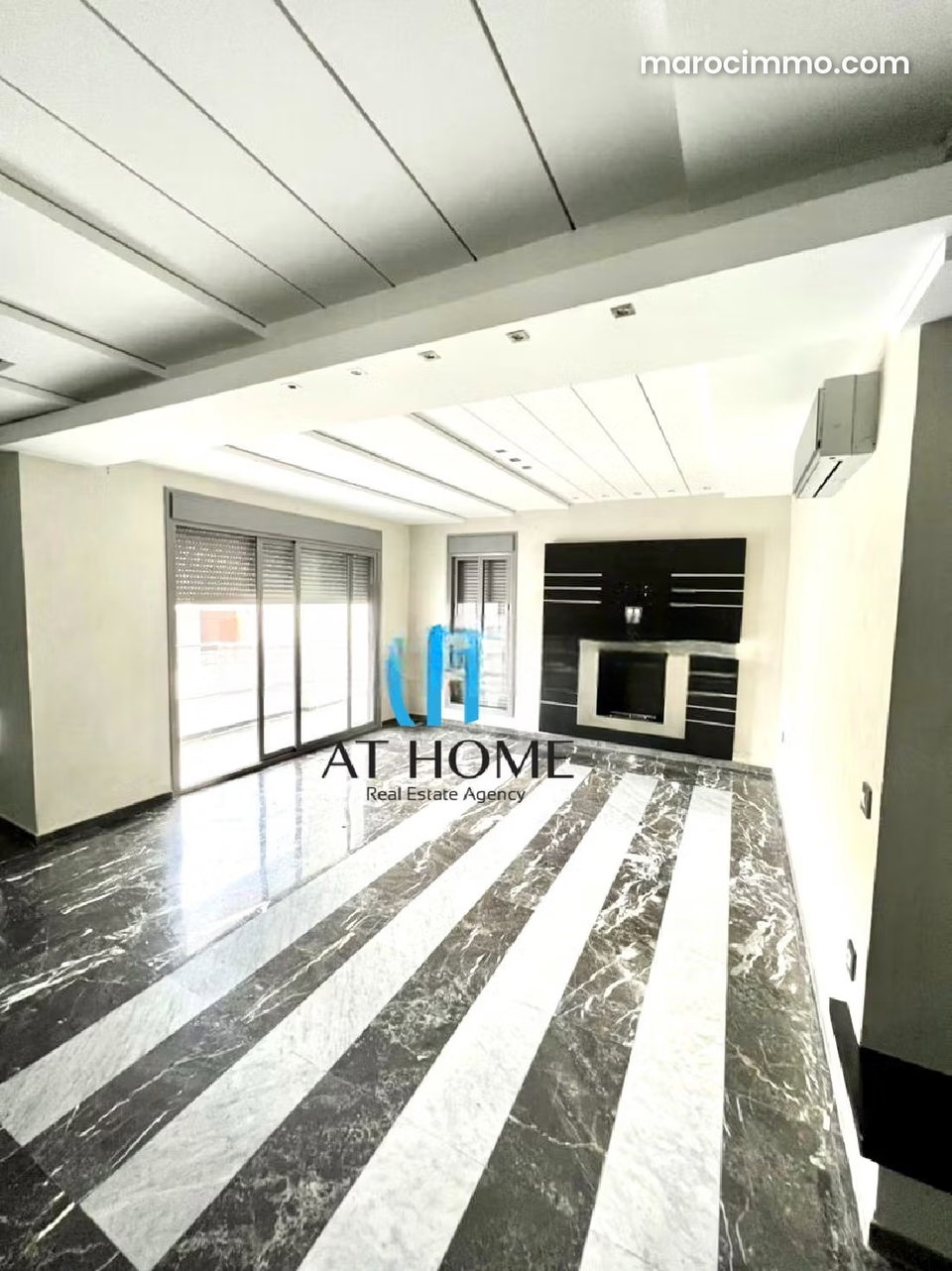 Luxury Apartment for Rent in a Complex with Garden and Pool