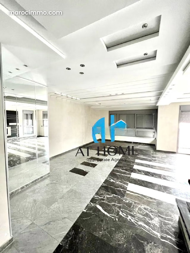 Luxury Apartment for Rent in a Complex with Garden and Pool — 2