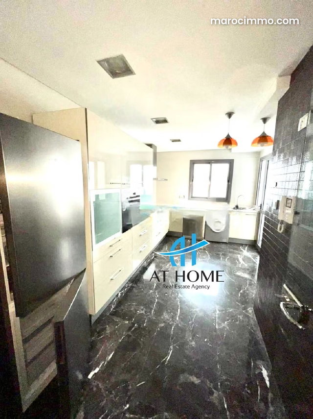 Luxury Apartment for Rent in a Complex with Garden and Pool — 5