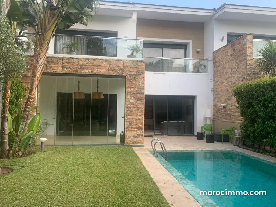 360 m² Villa with Pool, Bouskoura City Centre — Bouskoura