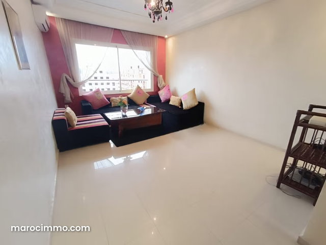 Beautiful Apartment for Sale near the Train Station — 2