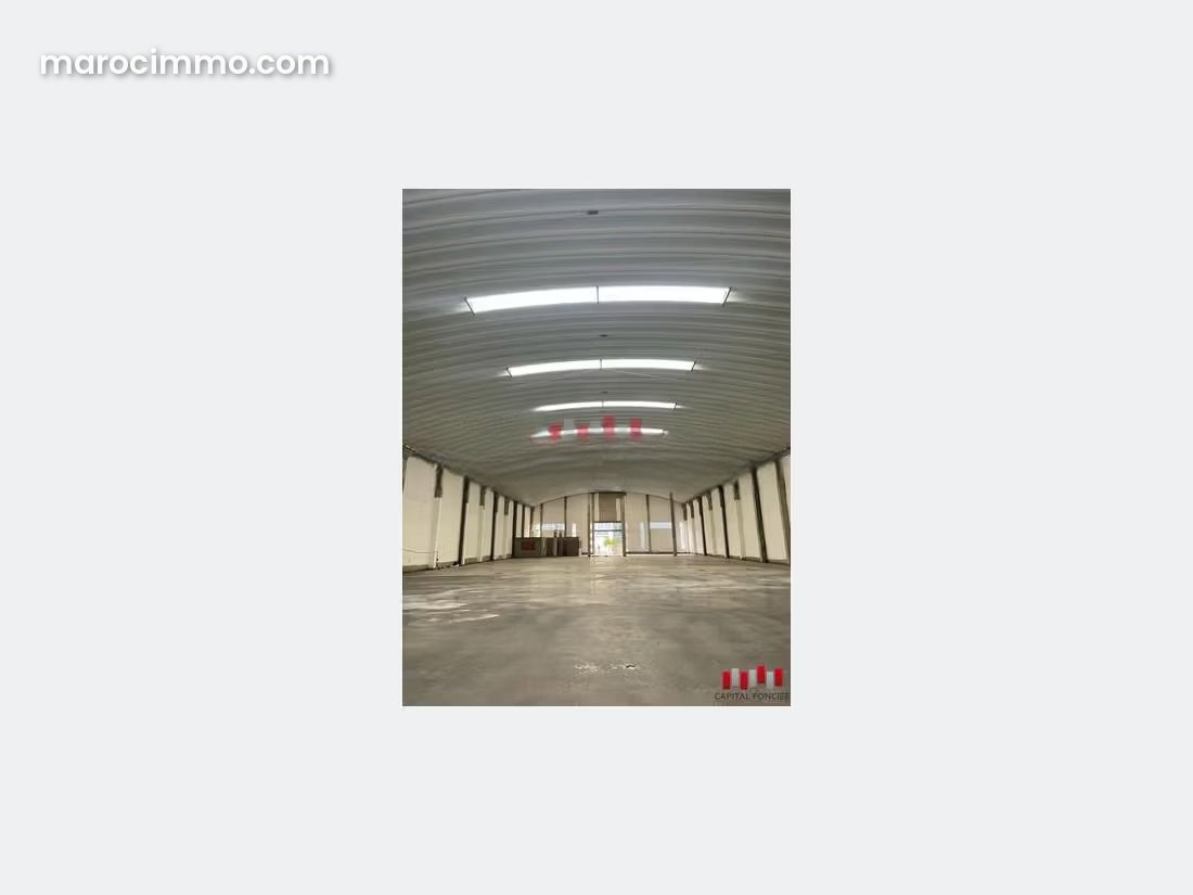 2,400 m² Commercial Premises for Rent in Franceville, Casablanca — Casablanca
