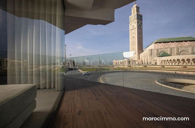 Location Exceptionnel appartement meublé 291m2 avec terrasse et vue sur mer La Corniche, Casablanca — الدار البيضاء
