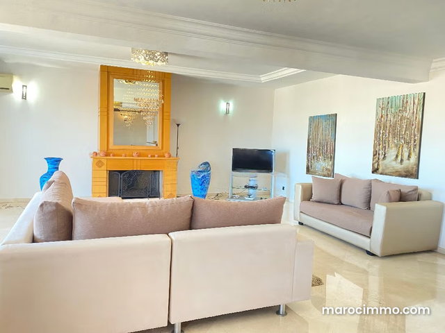 Luxurious Furnished Apartment for Rent. With Large Terrace — 2