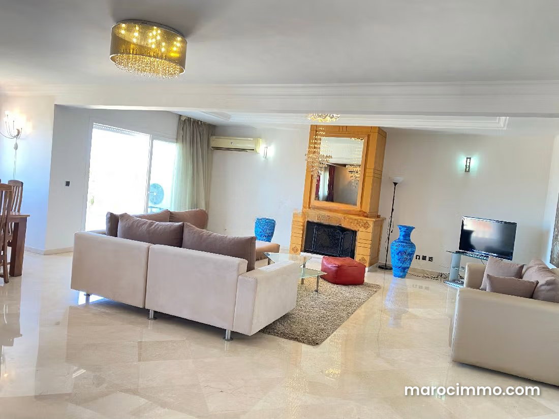 Furnished 215 sqm apartment with terrace in Riyad, Rabat — Rabat