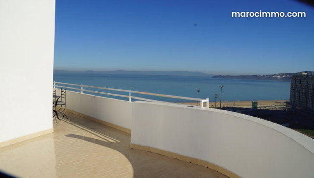 Appartement – vue Mer avec Terrasse – Tanger — 2