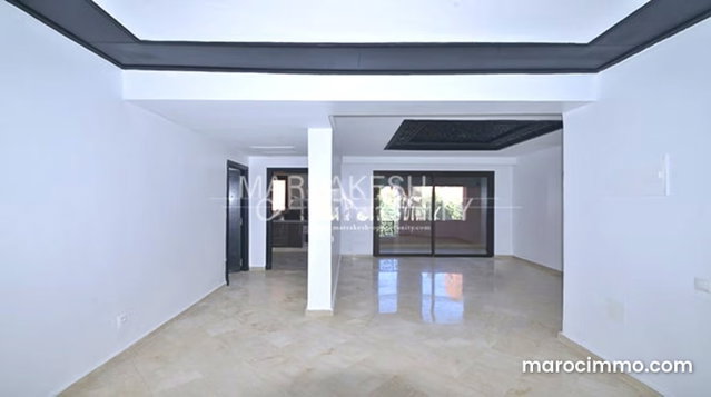 Location appartement contemporain avec terrasse — 4