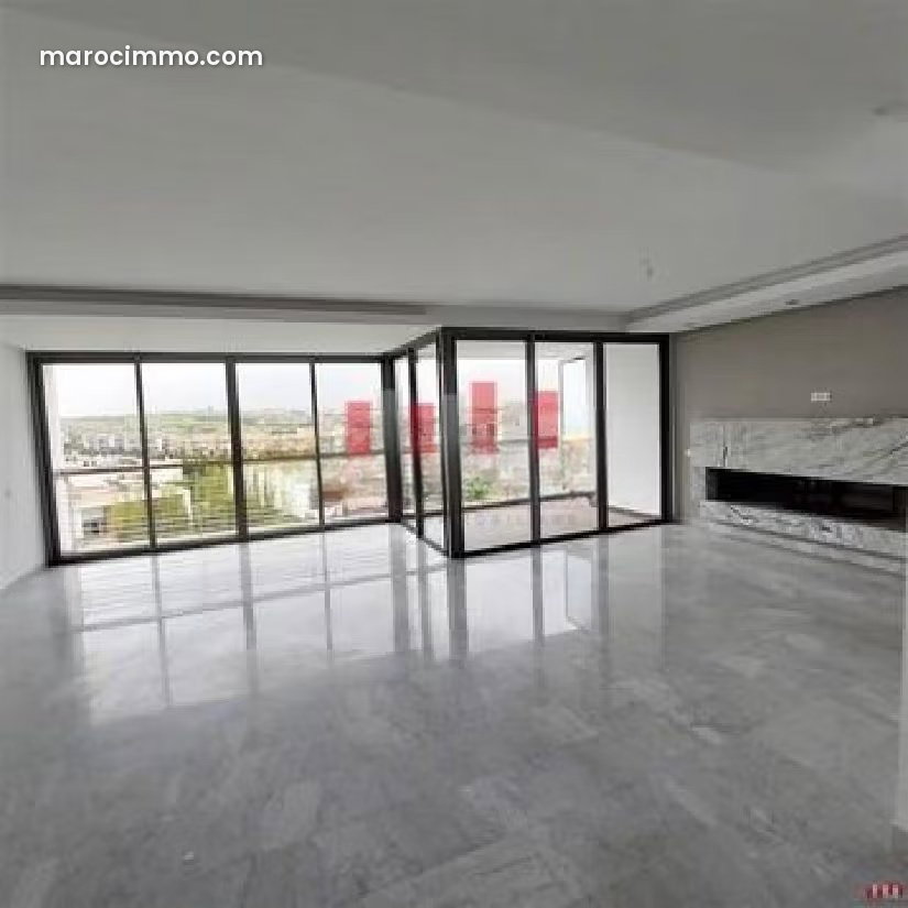 Appartement 160 m² avec piscine et jardin, Bouskoura centre — Bouskoura
