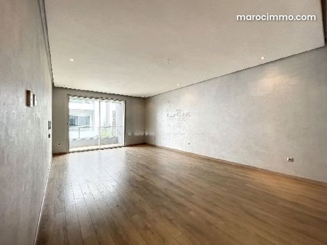 Superbe appartement à louer vide à Bouskoura. 2 pièces, piscine — 2