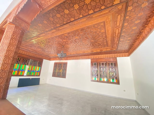 Luxurious Villa for Rent in Quartier Des Ambassades. 7 Bedrooms. Air Conditioning and Pool — 5