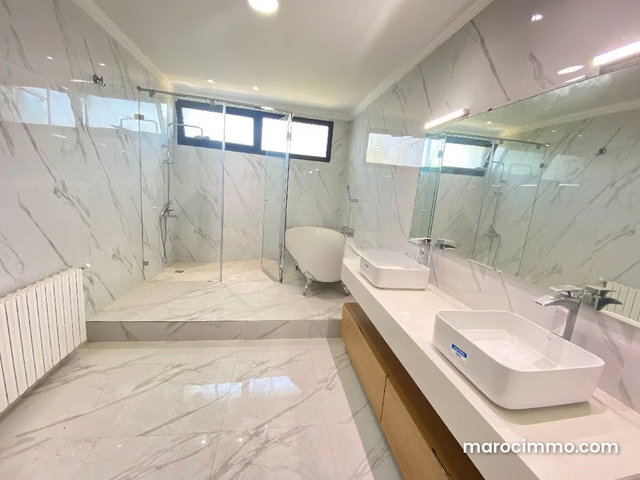 Luxurious Villa for Rent in Quartier Des Ambassades. 7 Bedrooms. Air Conditioning and Pool — 2