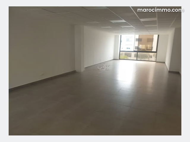 Plateau de bureau LPB676 de 150 m² à Racine — Casablanca