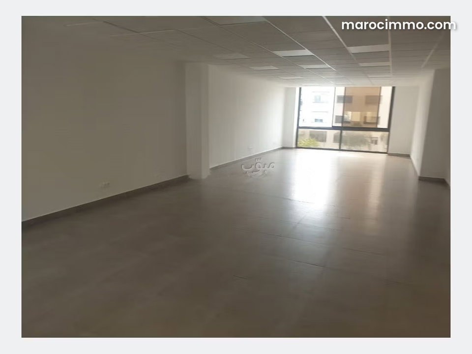 Plateau de bureau LPB676 de 150 m² à Racine