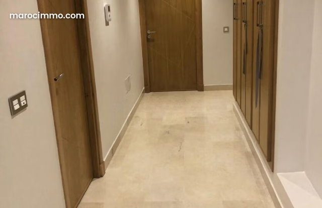 Appartement a louer quartier iberia surface 220 m² — 5