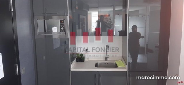 Plateau de bureau moderne aménagé en duplex de 240 m de surface exploitable a la vente en plein bld anfa — 5
