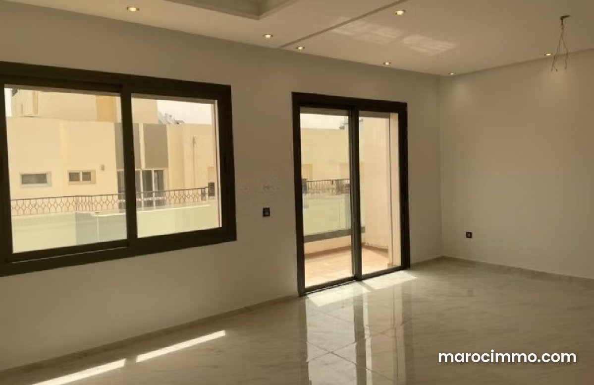 Appartement a tanger neuf a louer avec terrasse quartier iberia surface 160m²