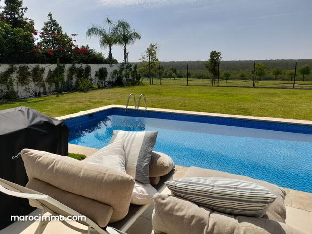 Villa vide front golf bouskoura — بوسكورة
