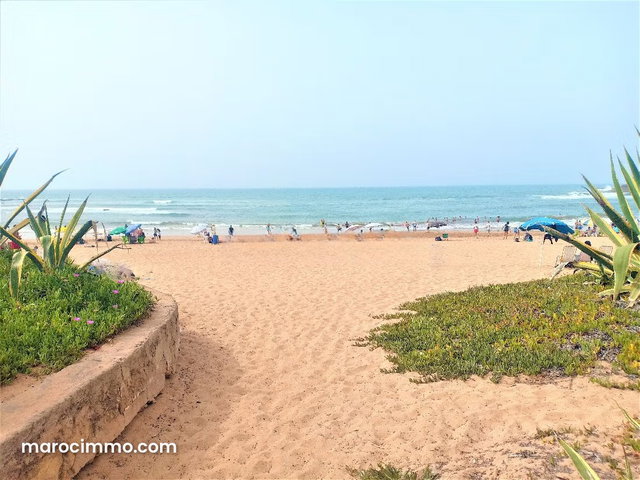Excellent Furnished Villa in Harhoura Beach 4 Bedrooms — 2