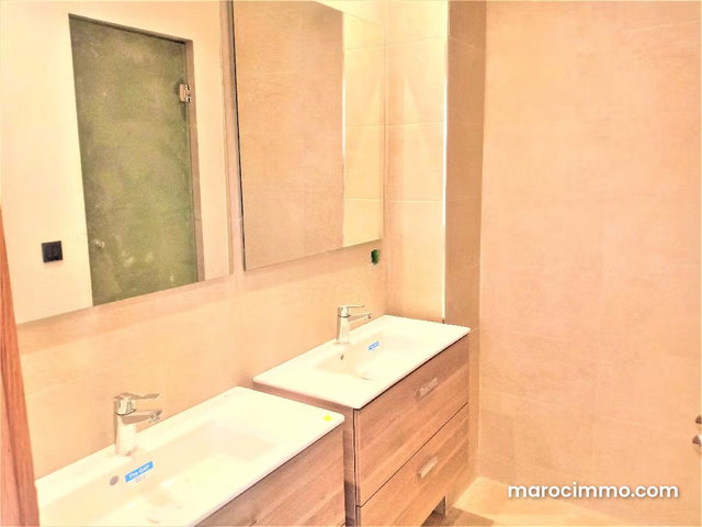 Excellent Furnished Villa in Harhoura Beach 4 Bedrooms — 4