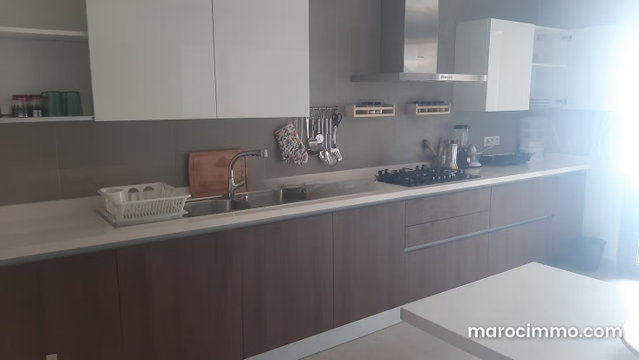 Louez cet appartement à Casablanca Marina. Surface totale 165 m². Meublé — 5
