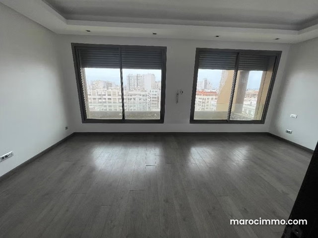 Beautiful Gauthier Apartment in Modern Building — 5