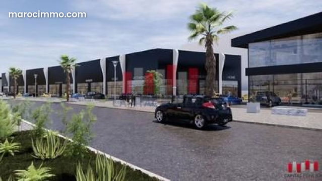 Showroom neuf en plein quartier industriel de ain sebaa de 2000 m a la location — Casablanca
