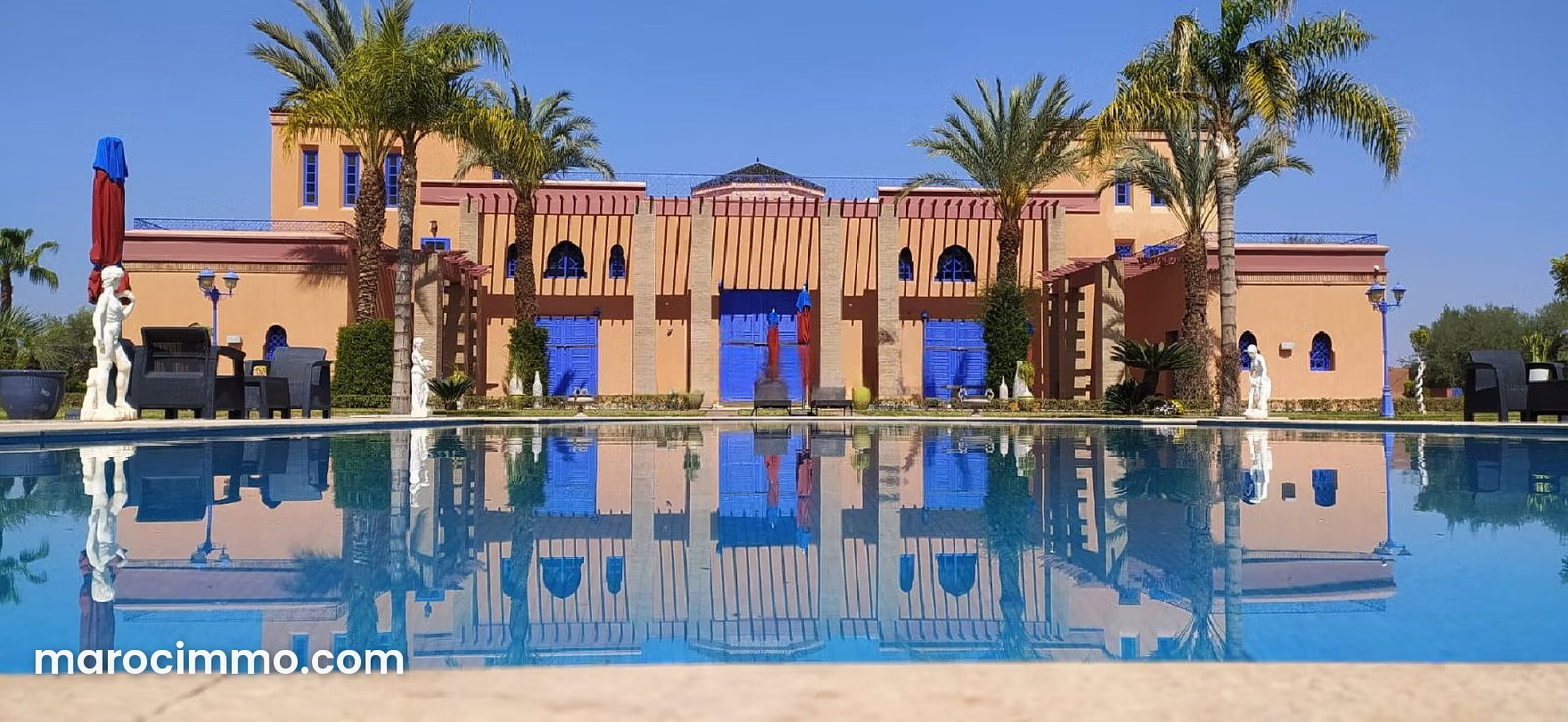 Villa d'exception sur 1 hectare, Route d'Ourika, Marrakech — Marrakech