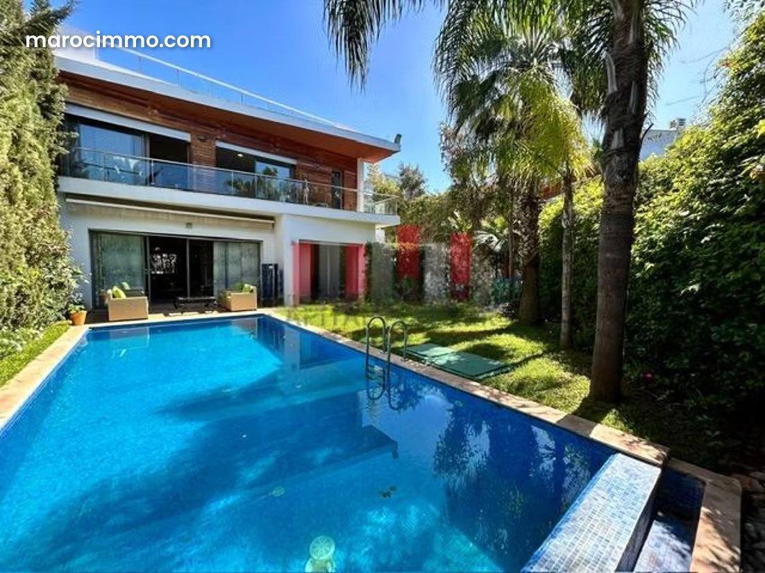 Villa 600 m² avec piscine à Aïn Diab, Casablanca — Casablanca