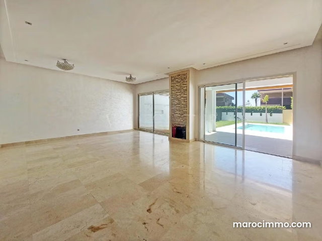 Location très belle villa 300m2 avec piscine à Prestigia Ville verte Bouskoura — 3