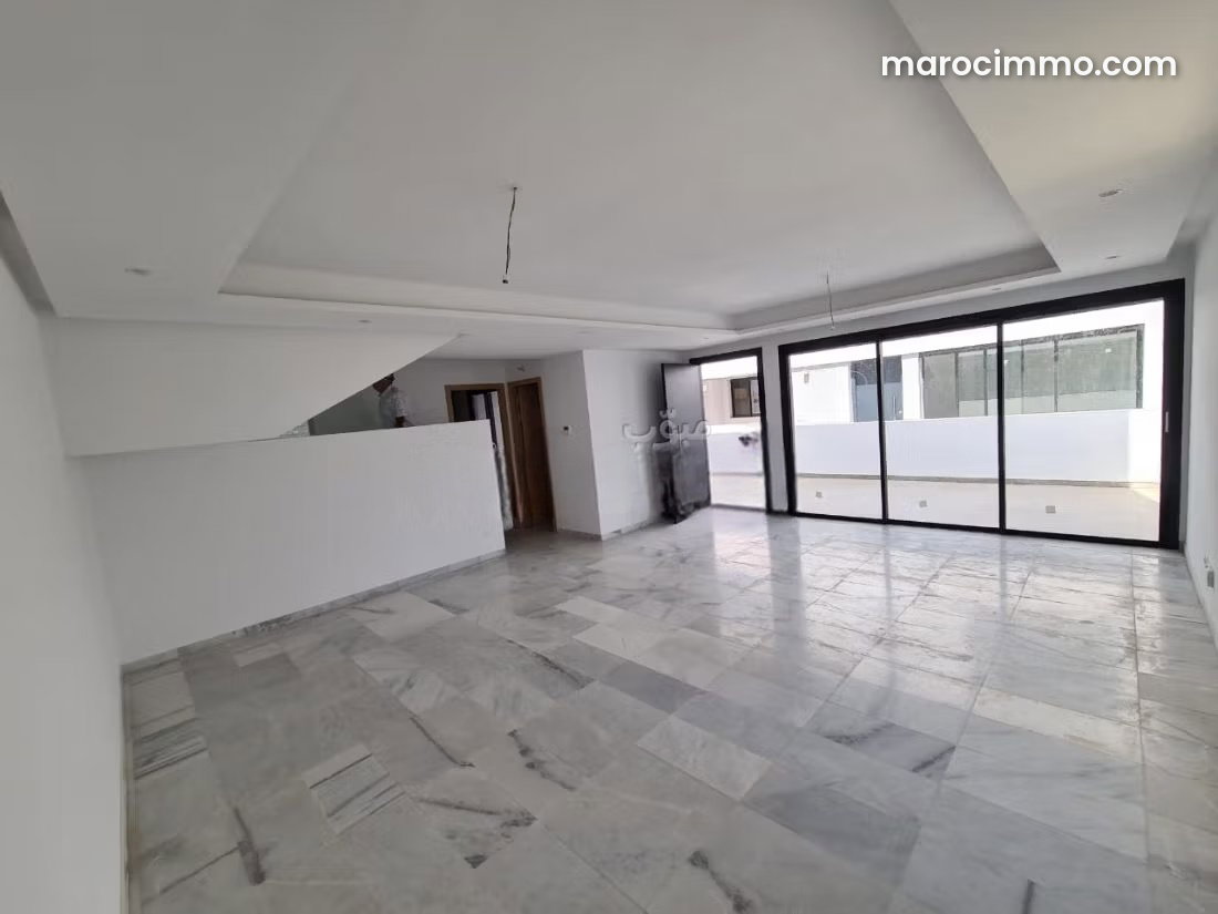 Appartement 220 m² avec terrasse et jardin à Bouskoura centre — Bouskoura