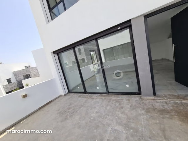 Duplex à louer à la CGI bouskoura — 2