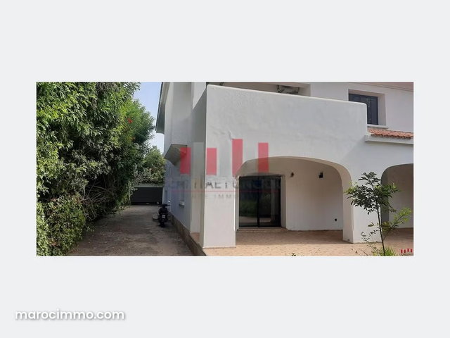 Villa a usage professionnel ou commercial 900 m de surface exploitable a la location en plein bld Kennedy — 5