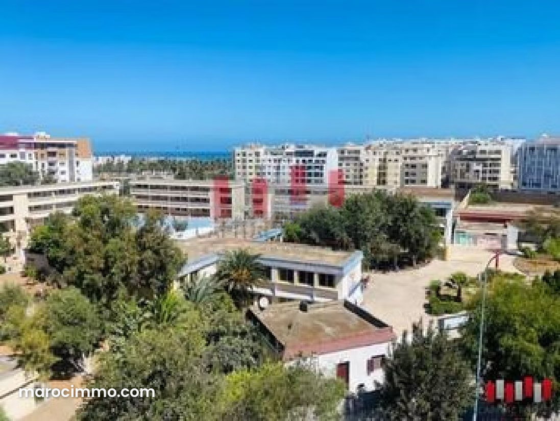 شقة مفروشة مشرقة للكراء بحي بورغون في الدار البيضاء — الدار البيضاء