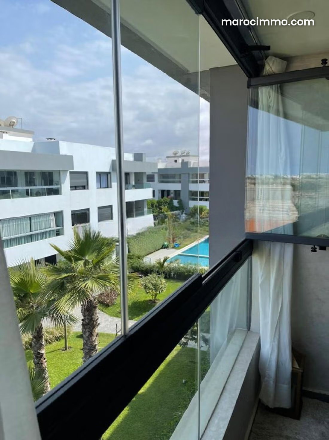 Appartement avec terrasse et piscine à Dar Bouazza — Dar Bouazza
