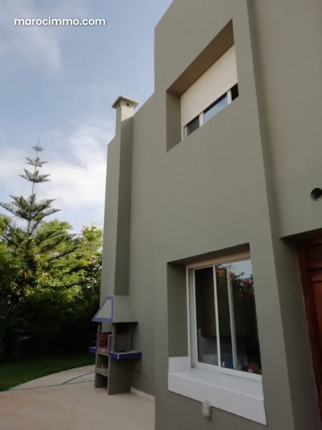 Belle villa vide sur CIL calme — 3