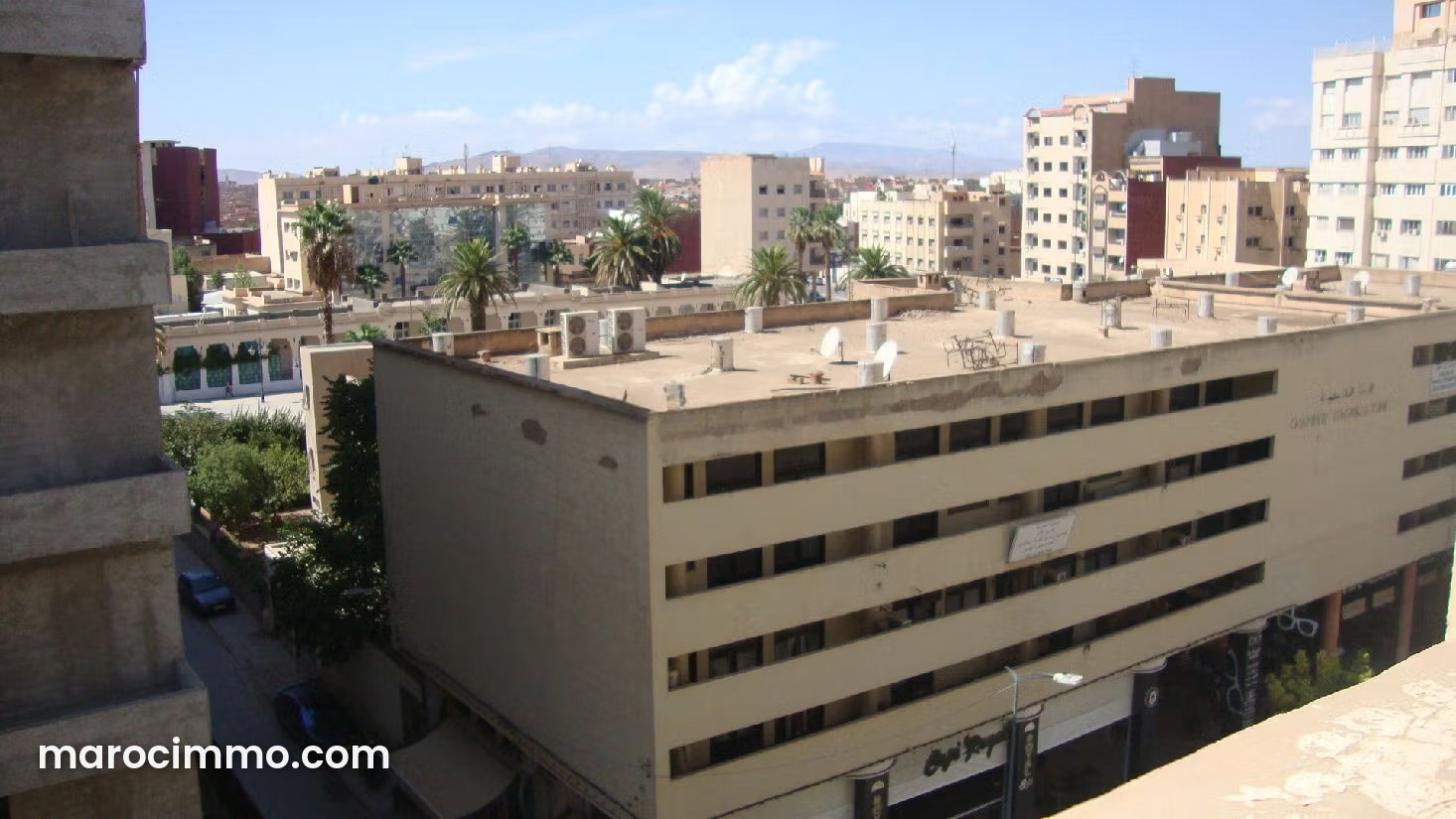 Bureau 70 m² Centre Ville Oujda, lumineux avec terrasse — Oujda
