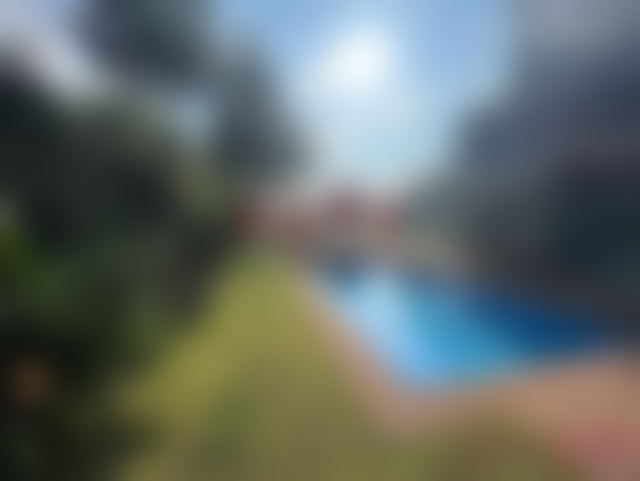 650 m² Villa with Pool and Golf Views, Central Bouskoura — Bouskoura