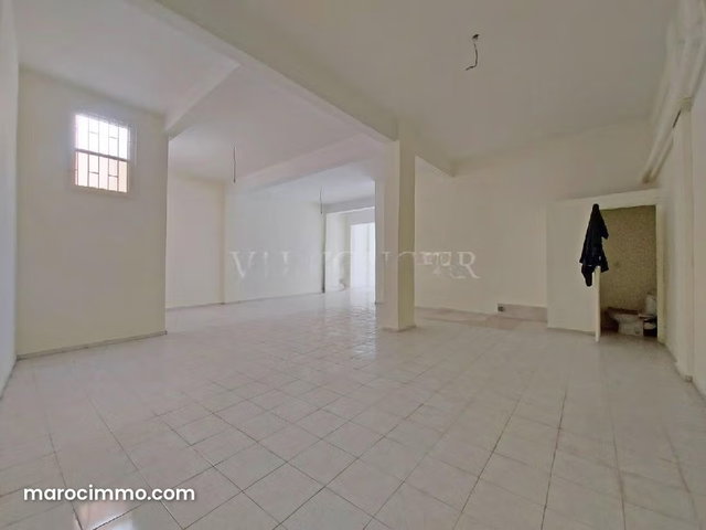 Vente local commercial 120m2 Triangle d'or, Casablanca — 2