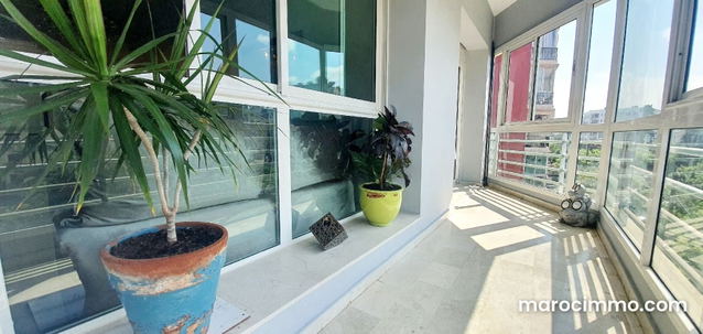 Bel appartement meublé à la location à Val Fleury — Casablanca