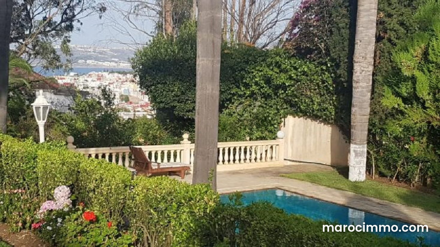 فيلا فخمة بحديقة واسعة ومسبح قرب ميناء طنجة — طنجة
