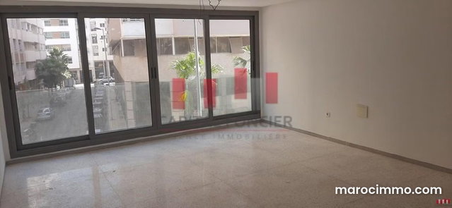 Exclusivité Immeuble professionnel neuf R 5 de 2000 m de surface utile aux meilleures normes internationales a la location quartier princesse Maarif — 5