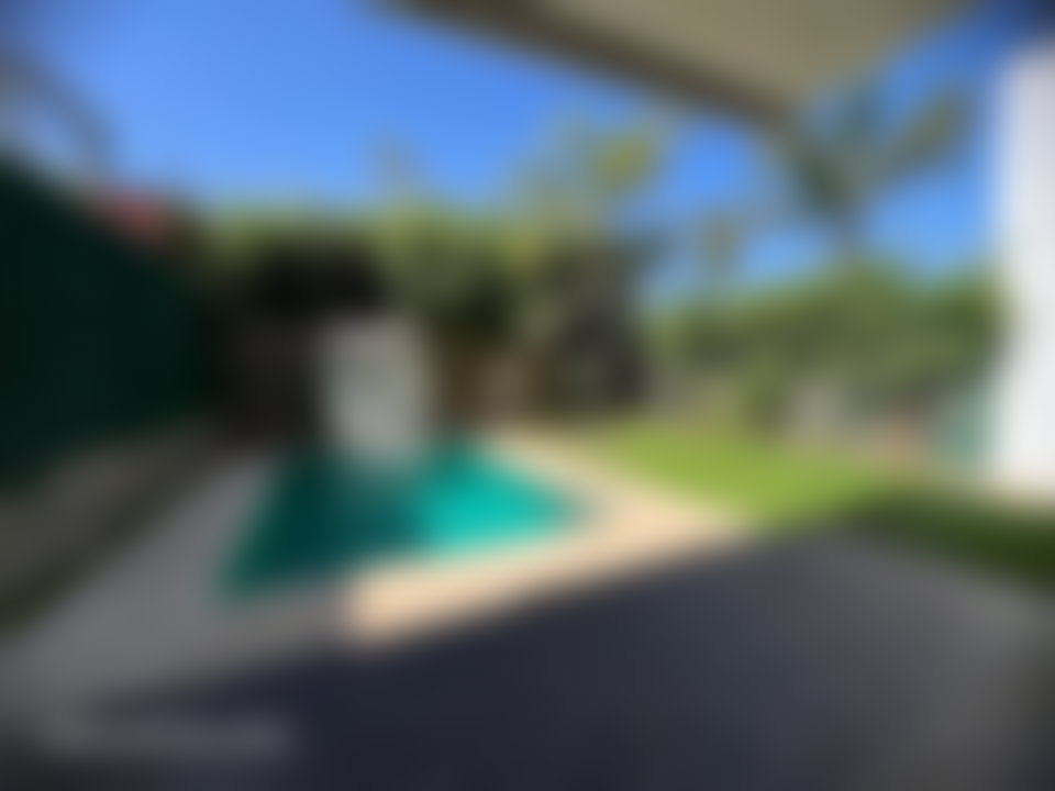 Villa meublée 550 m², piscine et jardin à Bouskoura centre