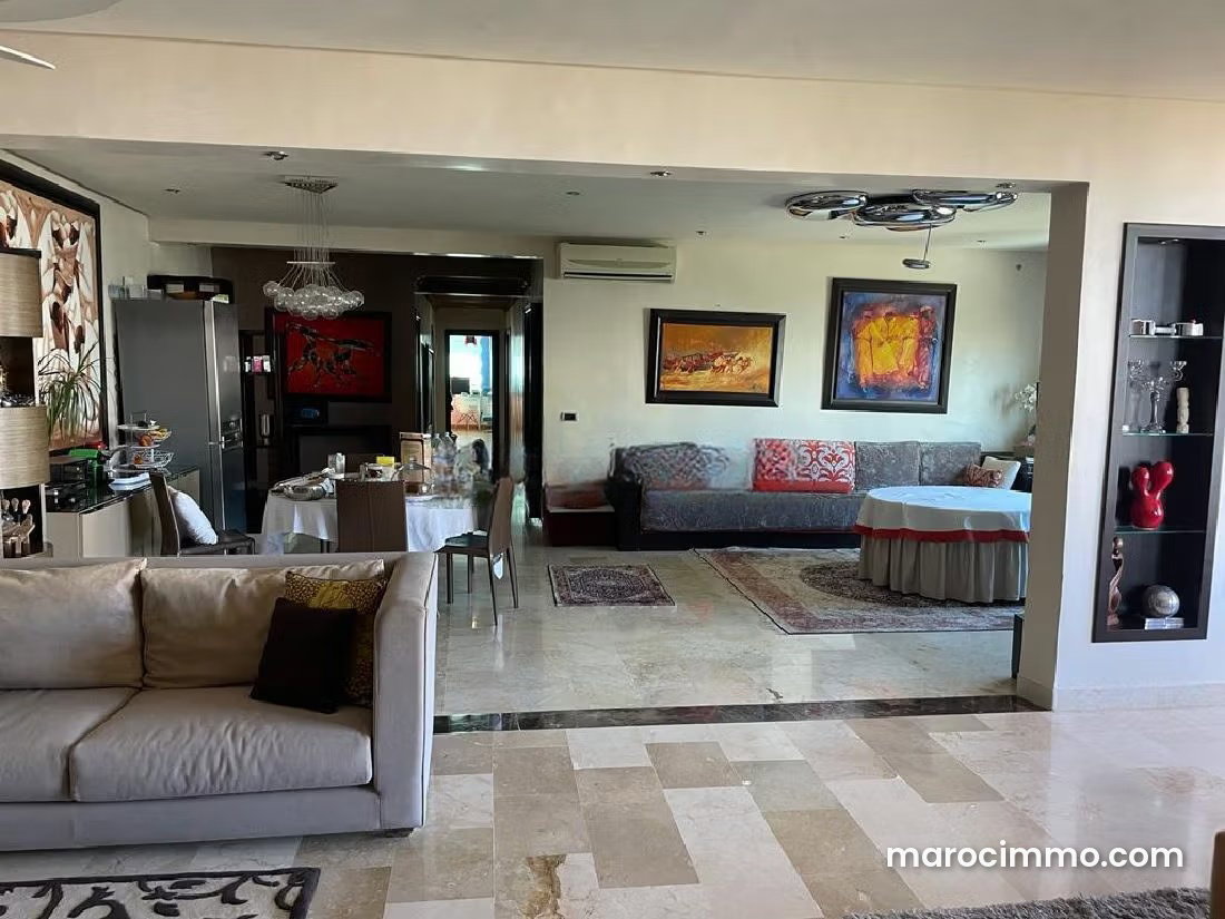 Spacious Sea-View Apartment in De La Plage, Tangier — Tangier