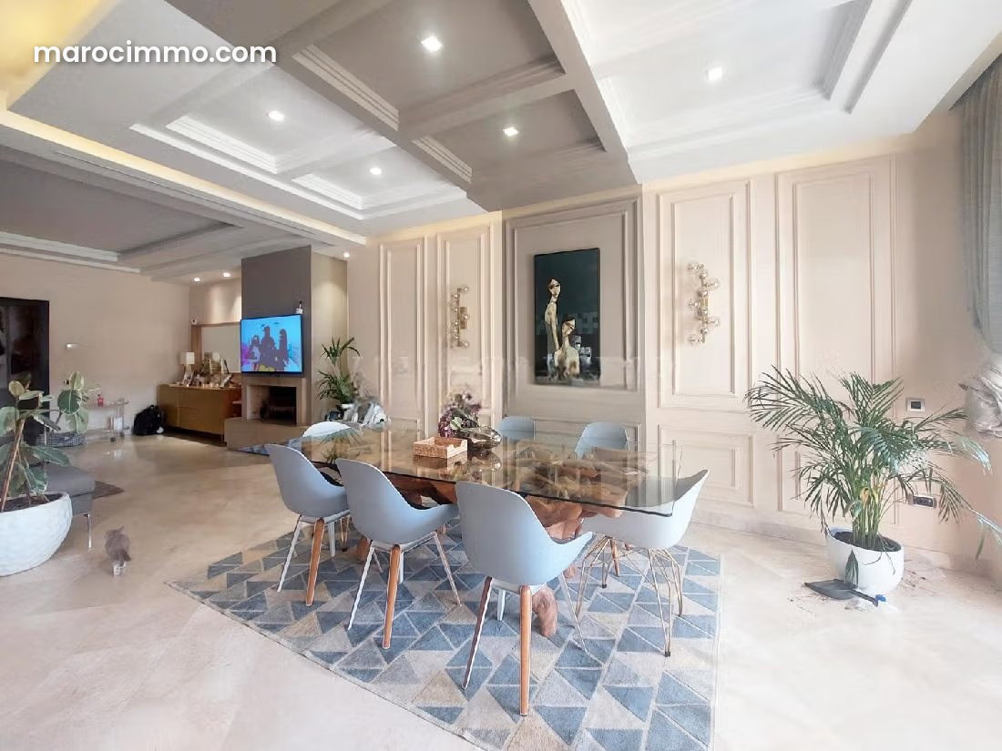 Apartment with garden in central Bouskoura, for sale — Bouskoura
