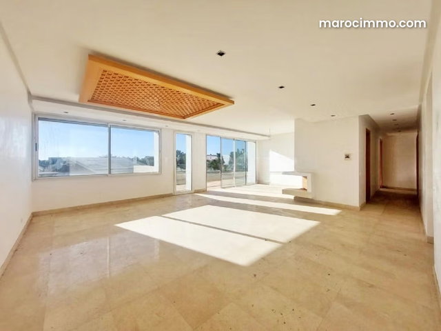 Location Très bel appartement neuf 182m2 au cœur de la ville verte, Casablanca — 2