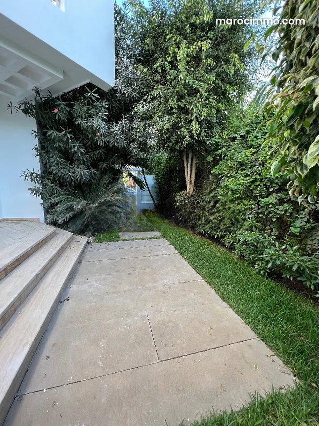 Location Sublime Villa Quartier Ain Diab — 2