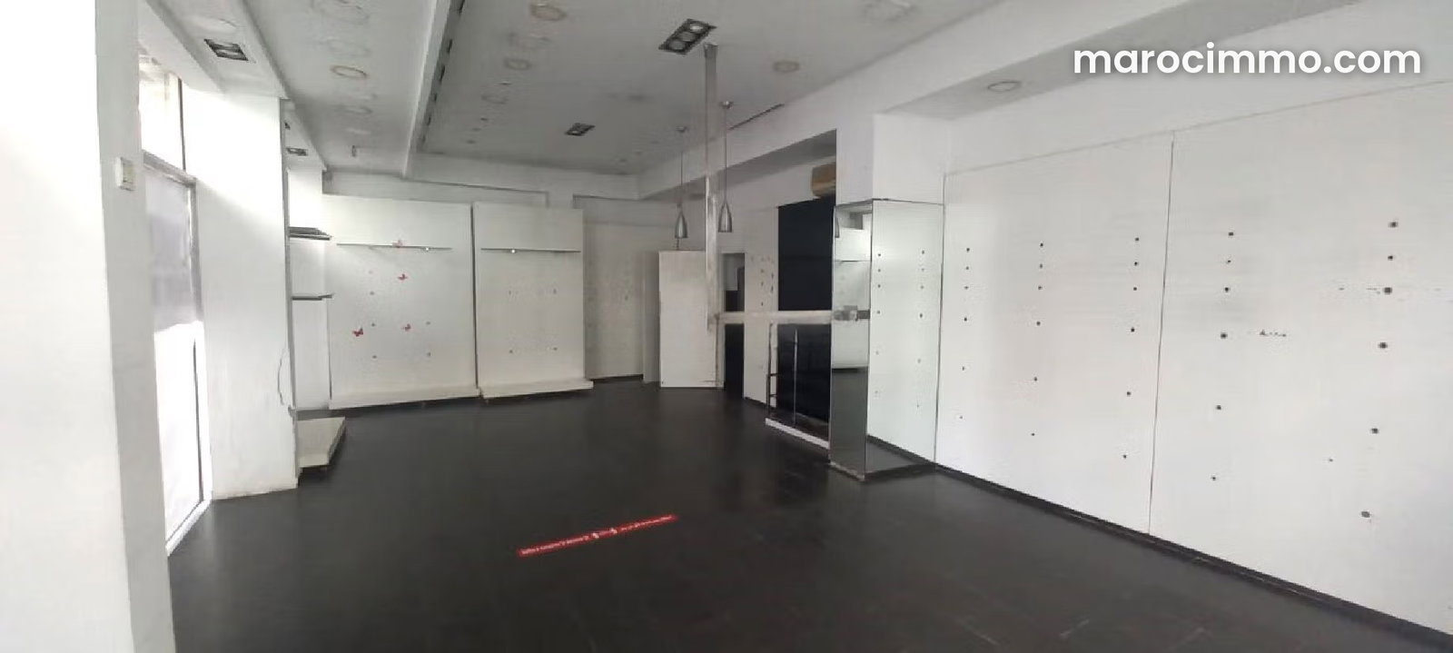 Double-frontage commercial premises for sale in Maarif, Casablanca — Casablanca