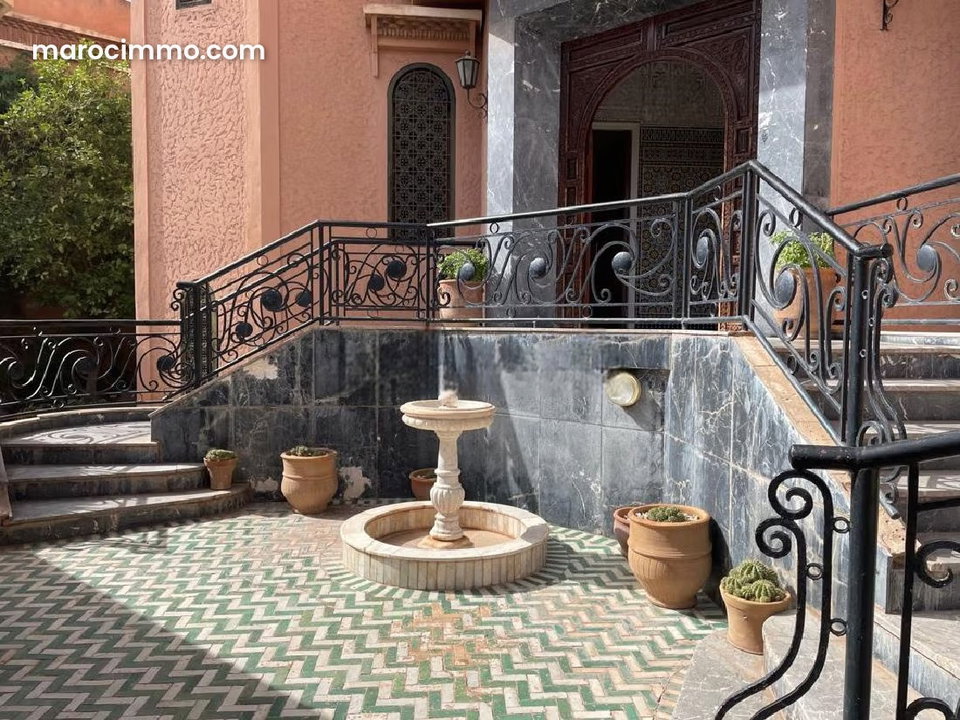 Semlalia Villa de style Beldi Chic à vendre 9Ch, à rénover