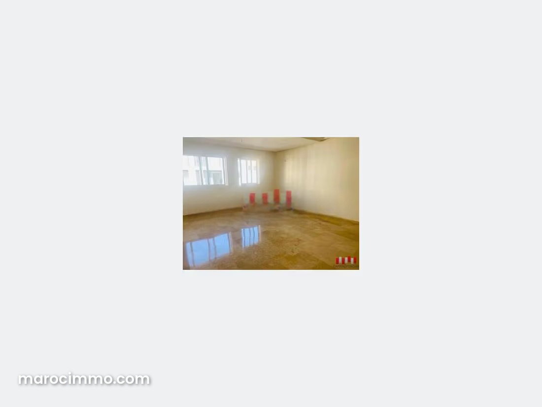 150 sqm Apartment with Terrace for Sale in Racine, Casablanca — Casablanca