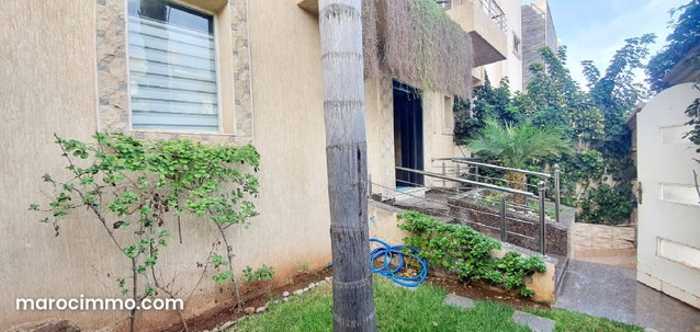 Top Villa jumelée avec piscine à la vente — 2